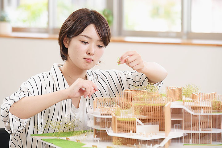 専門学校 国際理工カレッジ