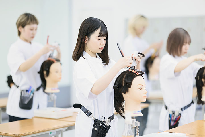 パリ総合美容専門学校 柏校